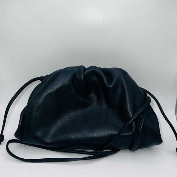 Sold-Bottega Veneta Mini Pouch - Picture 6 of 7